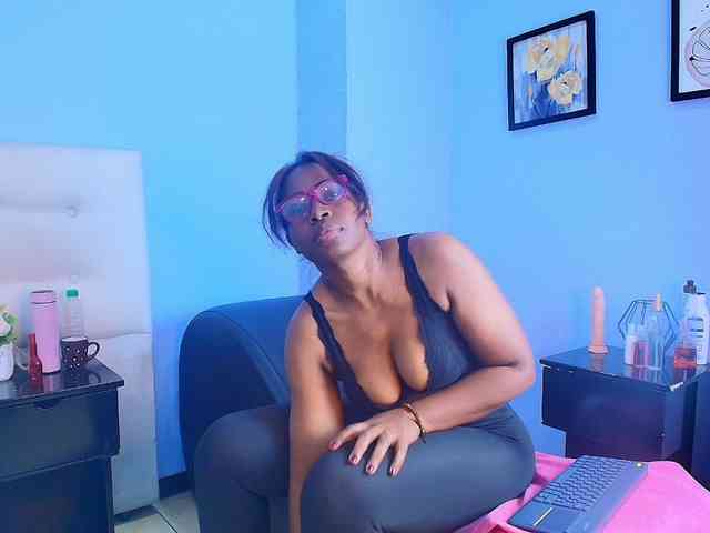 kassandraBrown