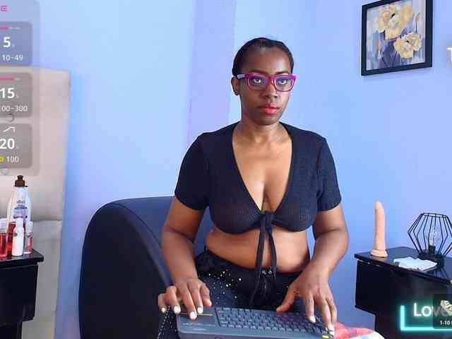 kassandraBrown webcam