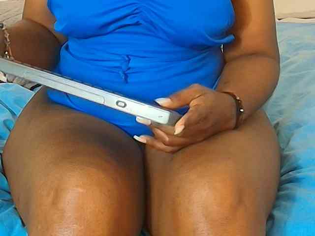 kassandraBrown webcam