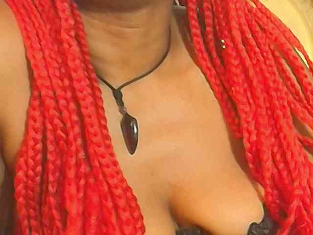 kassandraBrown webcam