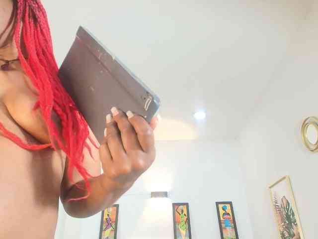 kassandraBrown webcam