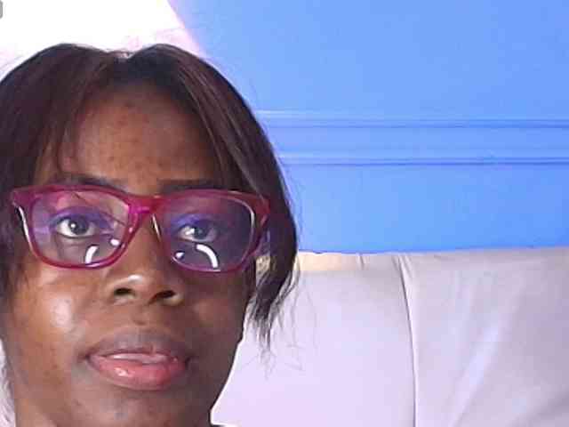 kassandraBrown webcam