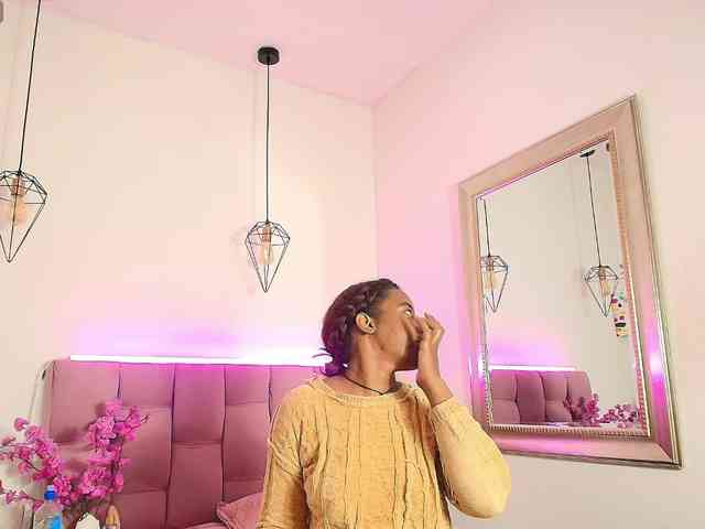 kassandraBrown webcam