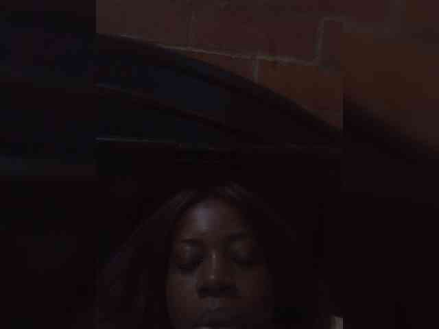 kassandraBrown webcam