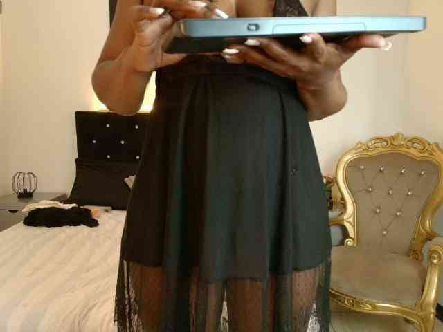 kassandraBrown webcam