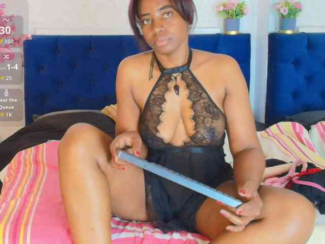 kassandraBrown webcam
