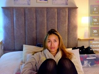 VictoriaHils Porn Show