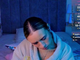 VictoriaHils Porn Show