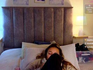 VictoriaHils Porn Show