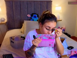 VictoriaHils Porn Show