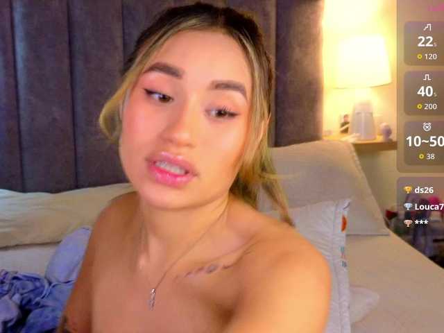 VictoriaHils live cam on BongaCams