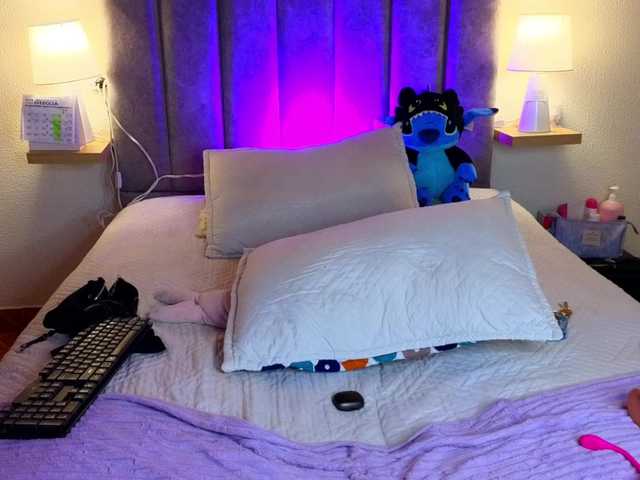 VictoriaHils live cam on BongaCams
