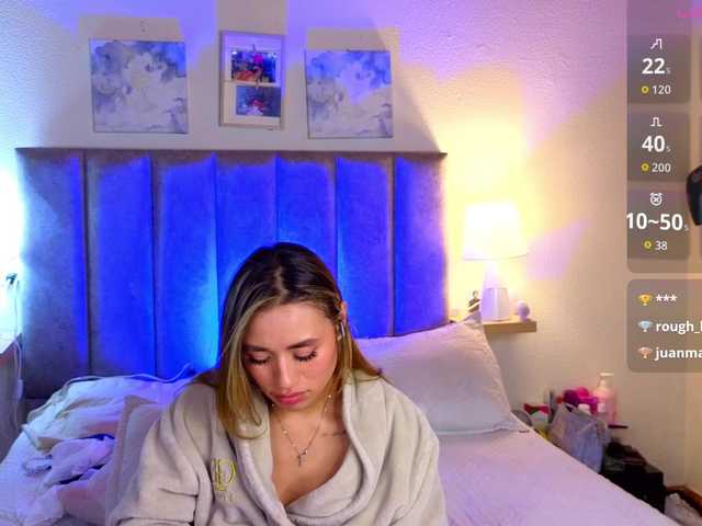 VictoriaHils live cam on BongaCams