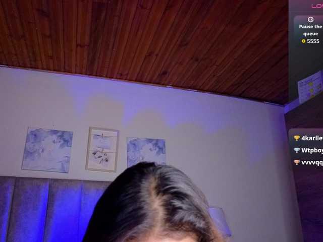 VictoriaHils live cam on BongaCams