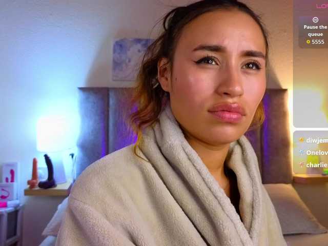 VictoriaHils live cam on BongaCams