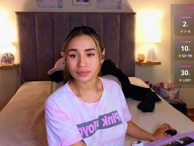 VictoriaHils live cam on BongaCams