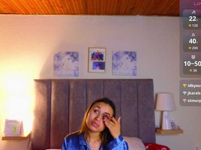 VictoriaHils live cam on BongaCams