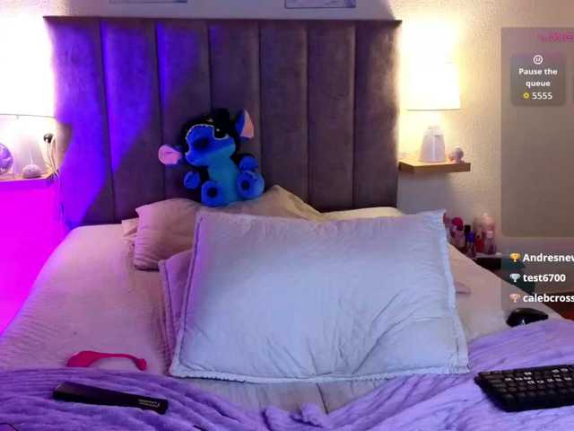 VictoriaHils live cam on BongaCams