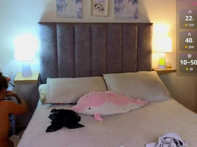 VictoriaHils live cam on BongaCams