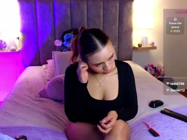 VictoriaHils live cam on BongaCams