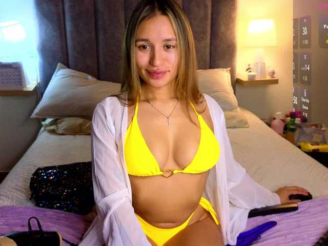 VictoriaHils live cam on BongaCams