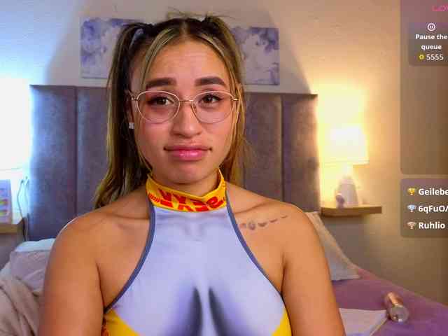 VictoriaHils webcam