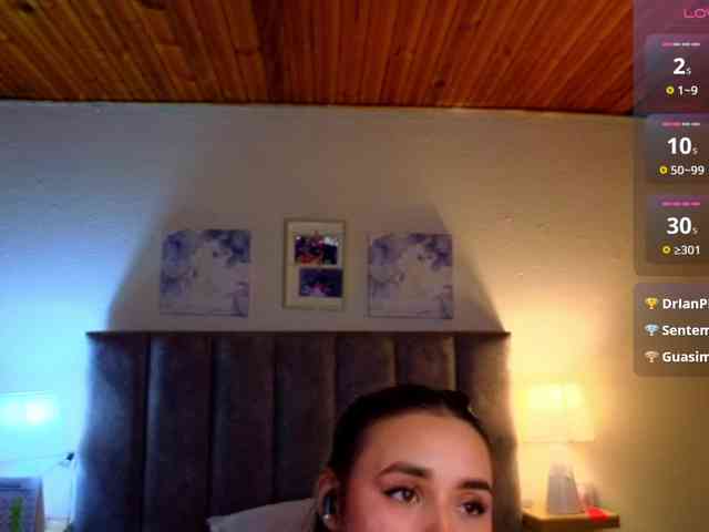 VictoriaHils webcam