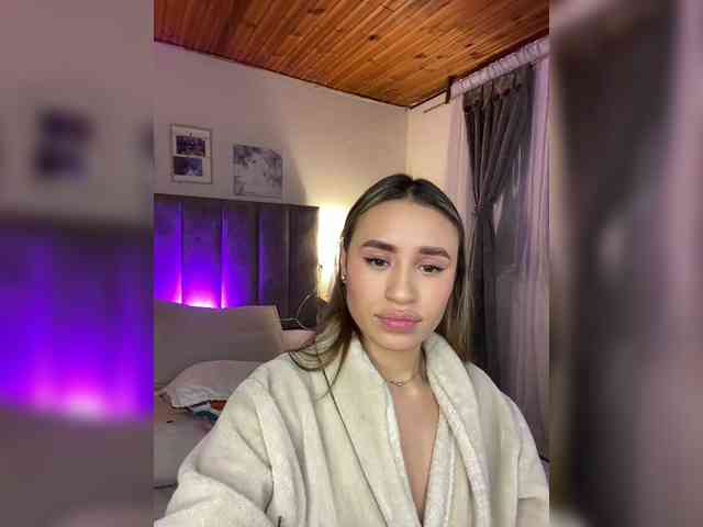 VictoriaHils webcam