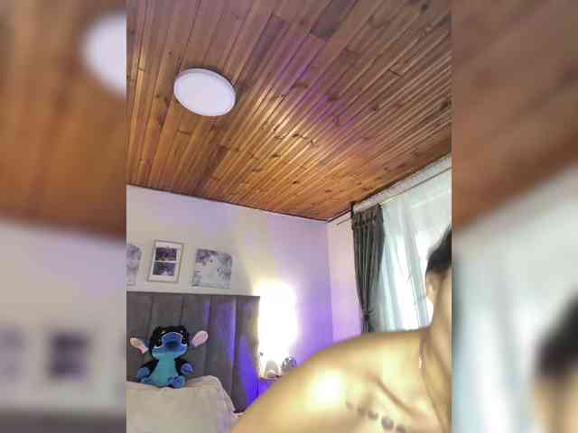 VictoriaHils webcam
