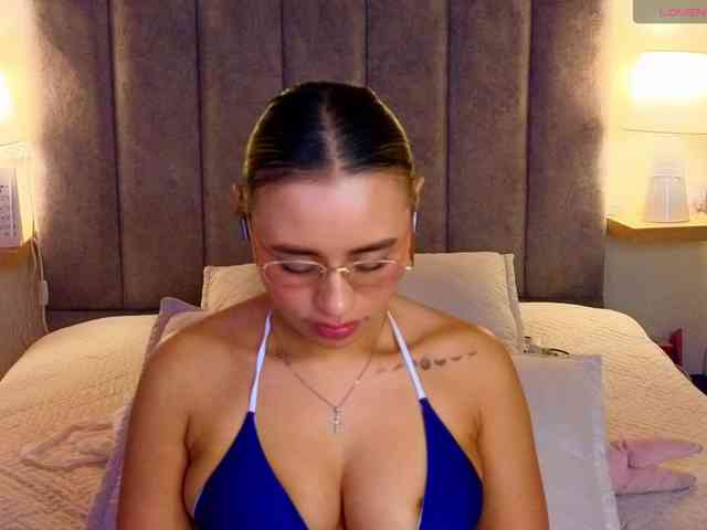 VictoriaHils webcam