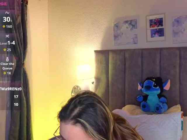 VictoriaHils webcam