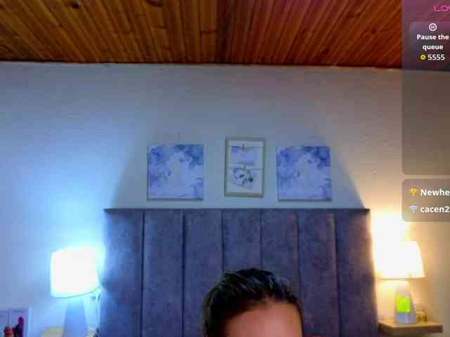 VictoriaHils webcam