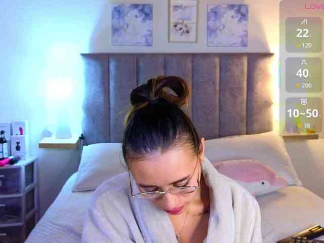 VictoriaHils webcam