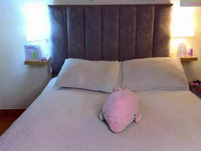 VictoriaHils webcam