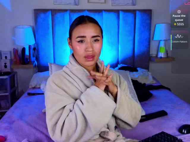 VictoriaHils webcam