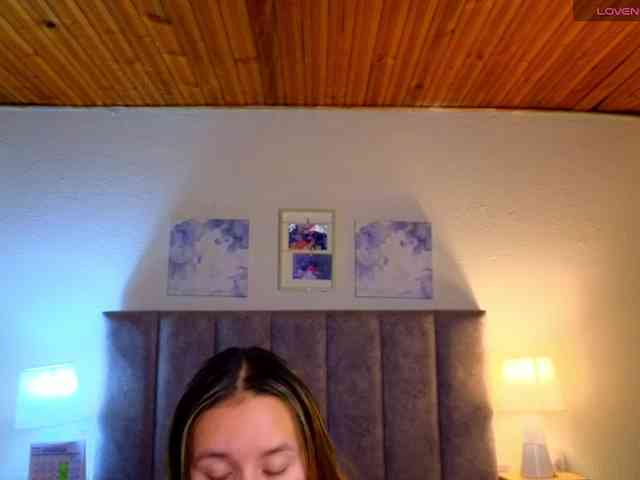 VictoriaHils webcam