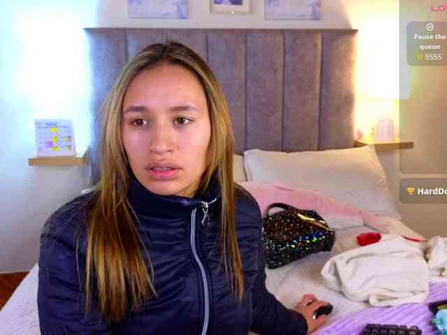 VictoriaHils webcam