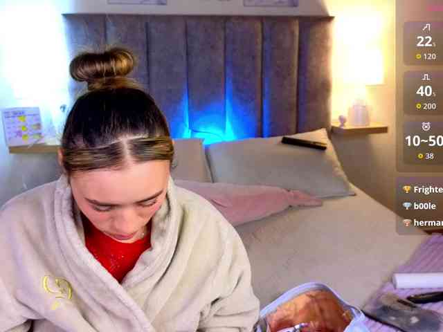 VictoriaHils webcam
