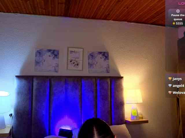 VictoriaHils webcam