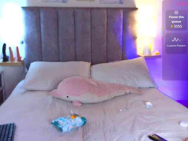 VictoriaHils webcam