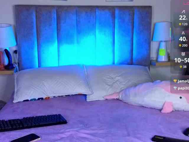 VictoriaHils webcam