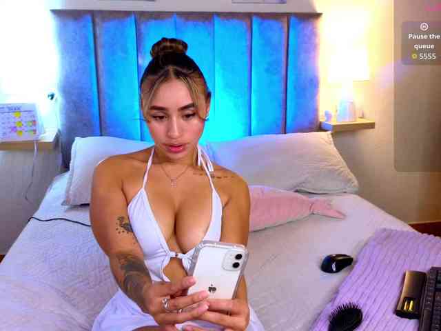 VictoriaHils webcam
