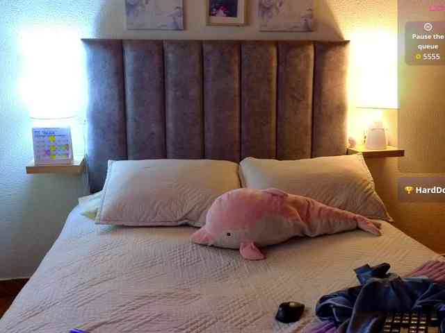 VictoriaHils webcam