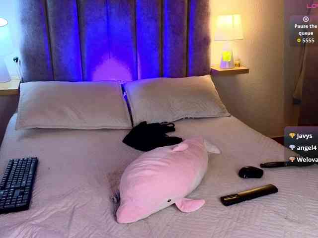 VictoriaHils webcam