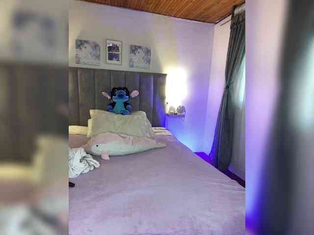 VictoriaHils webcam