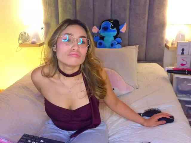VictoriaHils webcam