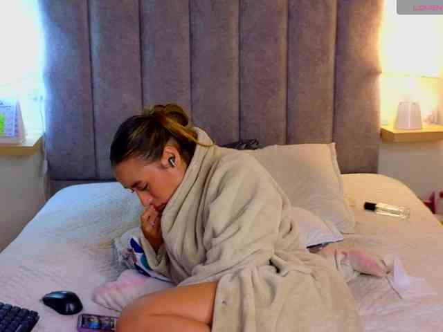 VictoriaHils webcam