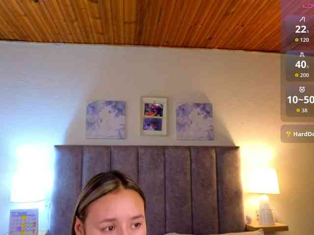 VictoriaHils webcam
