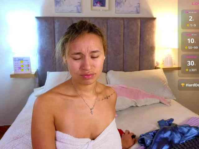 VictoriaHils webcam