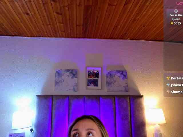 VictoriaHils webcam